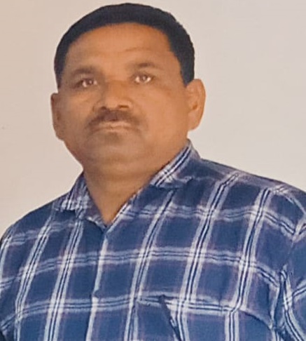 परमानन्द यादव  